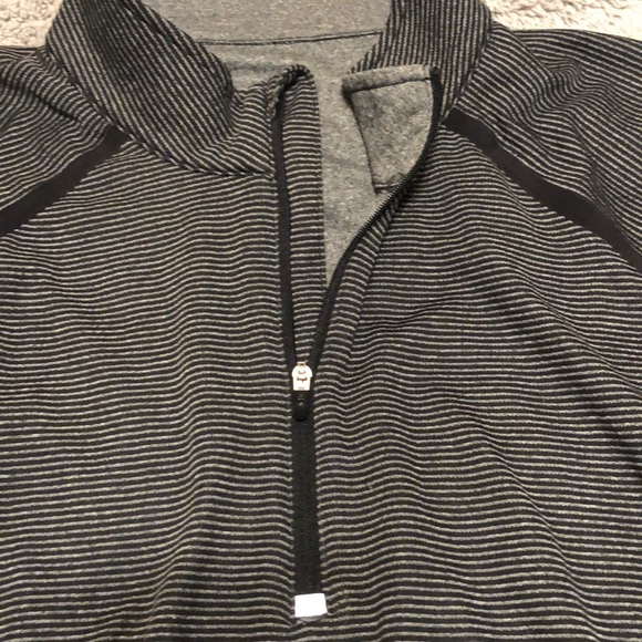 Champion Men Large Athletic Half-Zip Duodry Shirt - Picture 6 of 7